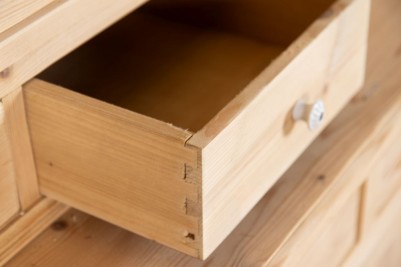 close-up-of-drawer-open